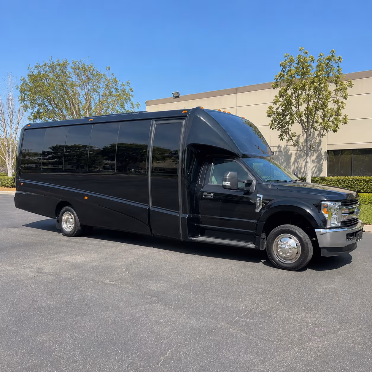 quinceanera sweet 16 party bus rental
